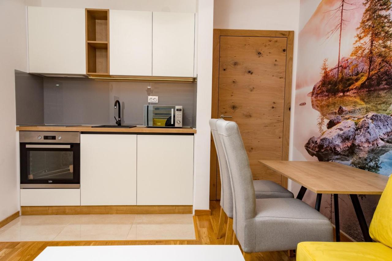 Apartmani Kamavu Яхорина Экстерьер фото